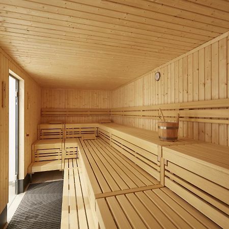 Reetland Am Meer - Premium Reetdachvilla Mit 3 Schlafzimmern, Sauna Und Kamin E05 Dranske Εξωτερικό φωτογραφία